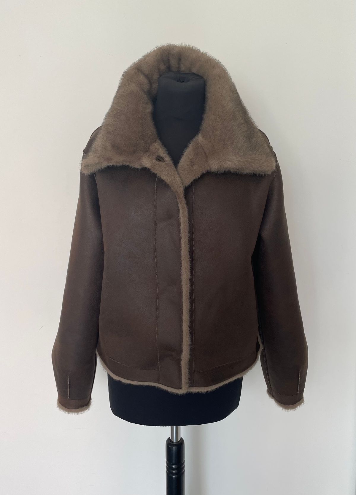 Pelzmantel aus der Winterkollektion (Nr. 8)
